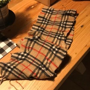 Burberry scarf